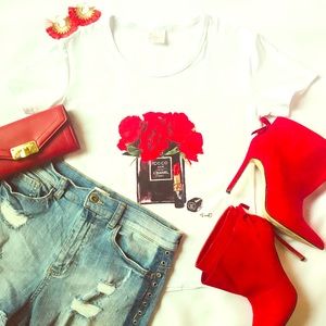 Graphic Perfume Logo T-shirt